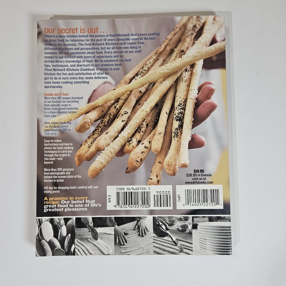 Food Network Kitchens‎ Cookbook Illustrated Recipes Hardcover